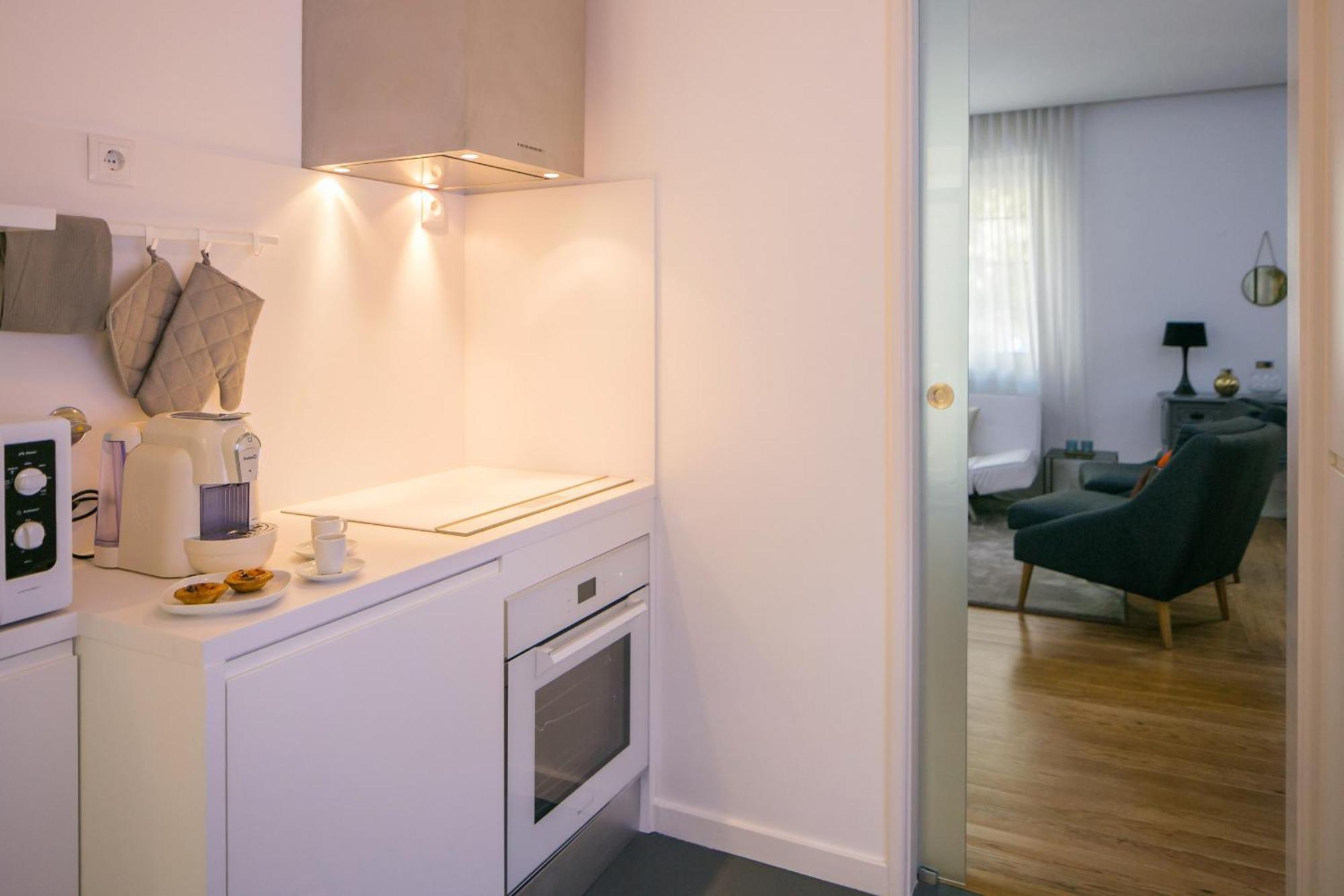 Apartament With A Terrace In The Heart Of Lisbon, 300 外观 照片
