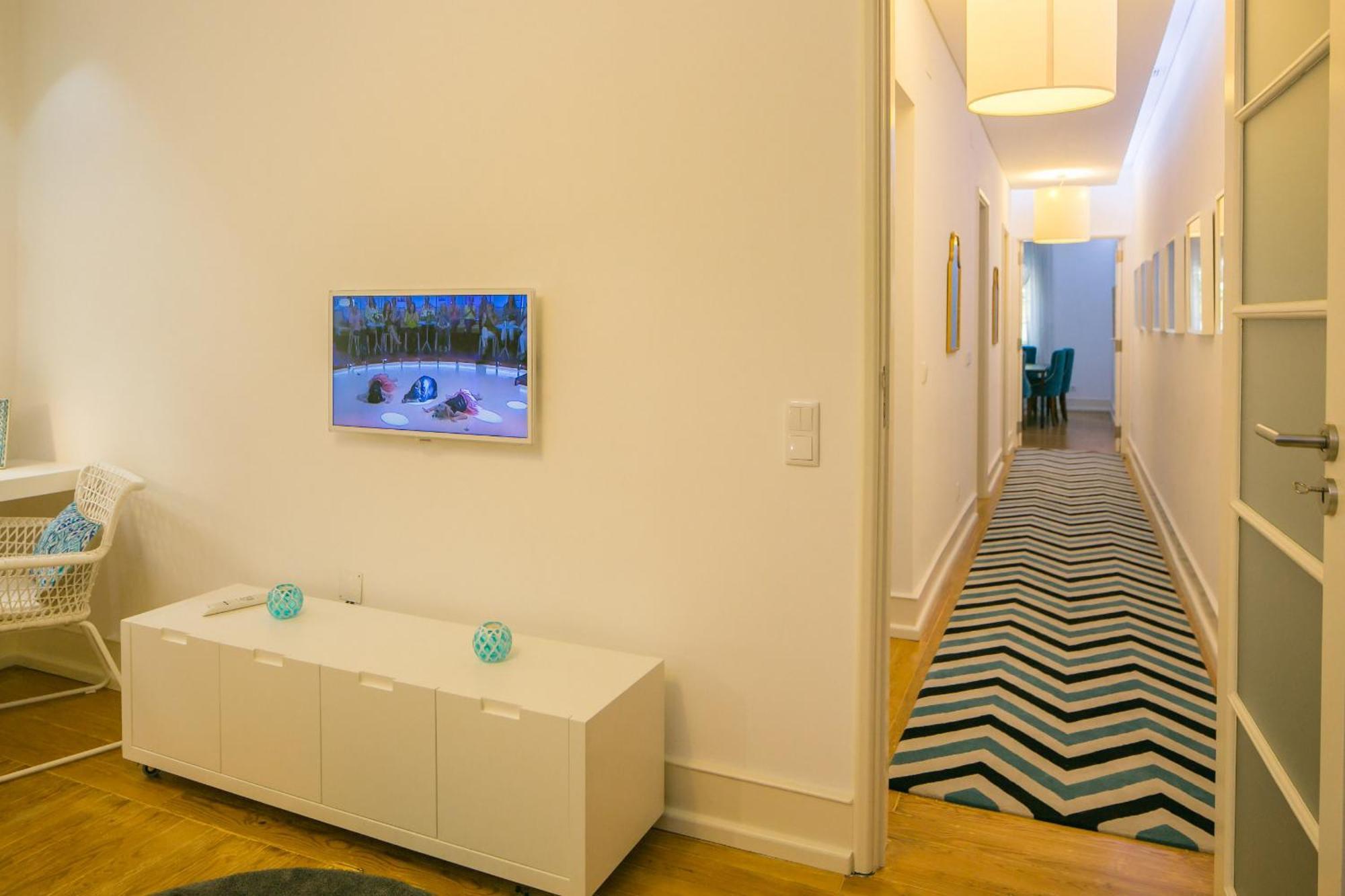 Apartament With A Terrace In The Heart Of Lisbon, 300 外观 照片